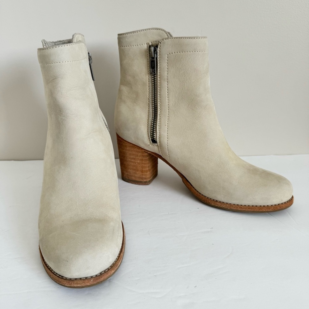 Frye Addie double zip ivory nubuck bootie size 7.5 - Picture 13 of 14